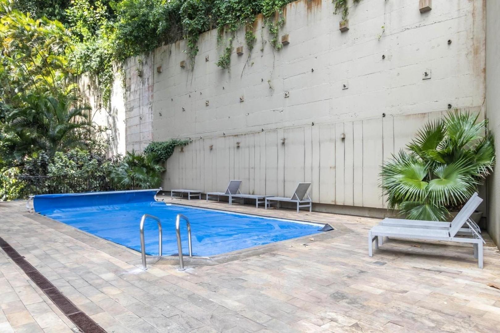 Flat Com Servicos E Vista Mar *
