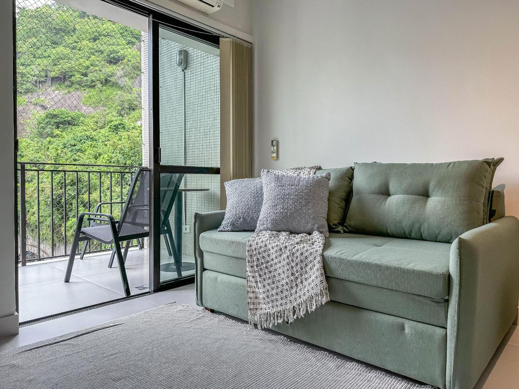 Flat Com Servicos E Vista Mar * Rio de Janeiro